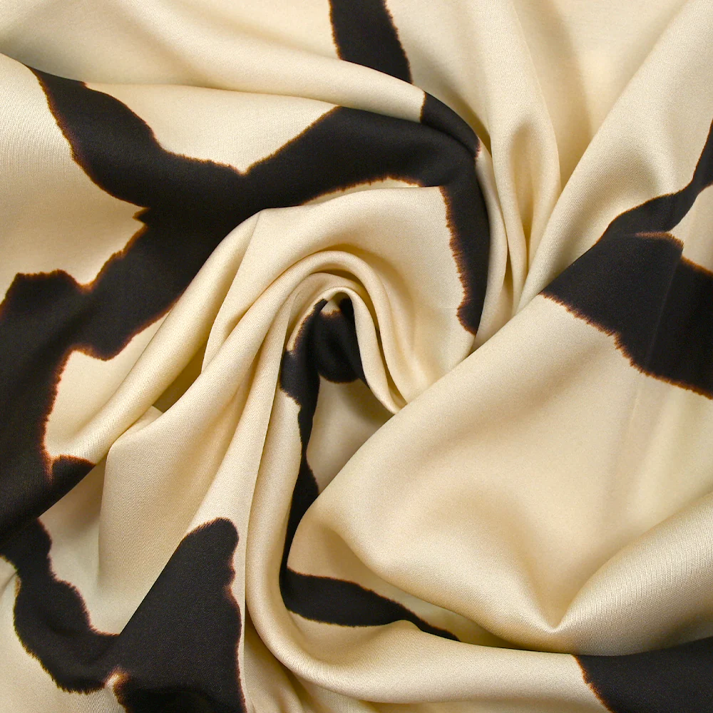 Satin de viscose imprimé vibration marron fond écru - Image 2