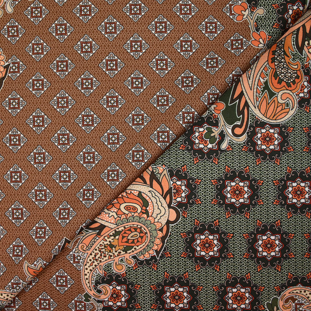 Satin polyester imprimé patchwork et cachemire marron fond kaki - Image 4