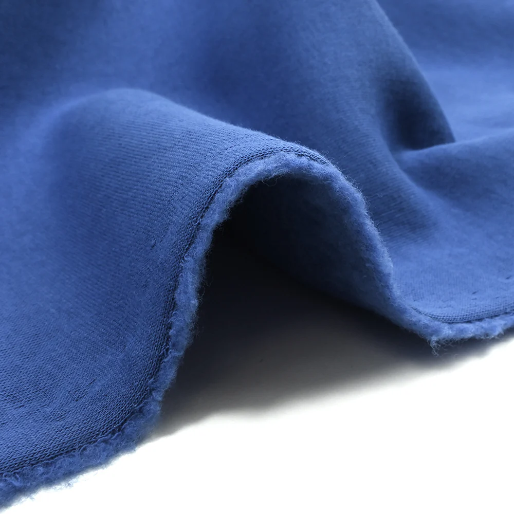 Tissu sweat minkee épais bleu bleuet - Image 5