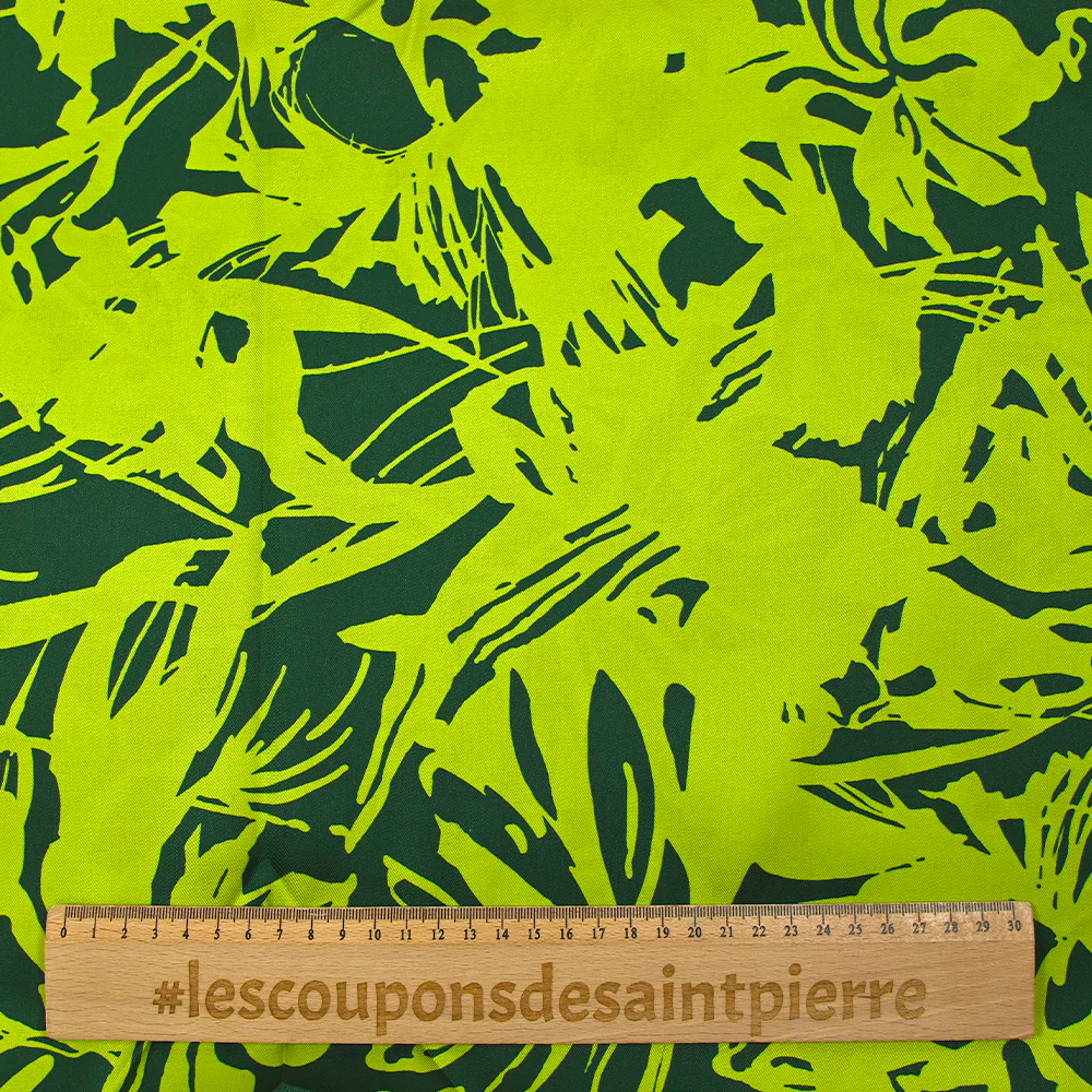 Twill de viscose imprimé illusion florale vert anis et forêt - Image 3