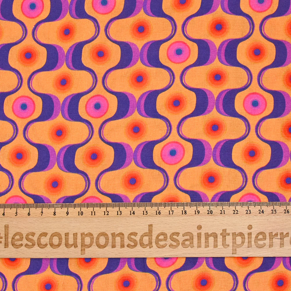 Viscose imprimée agitation violet et rose fond orange - Image 3