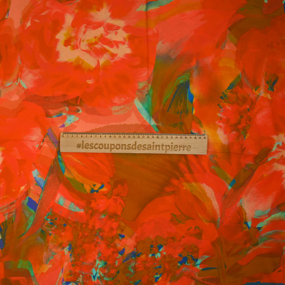 Viscose imprimée artistique fond rouge corail - Image 5