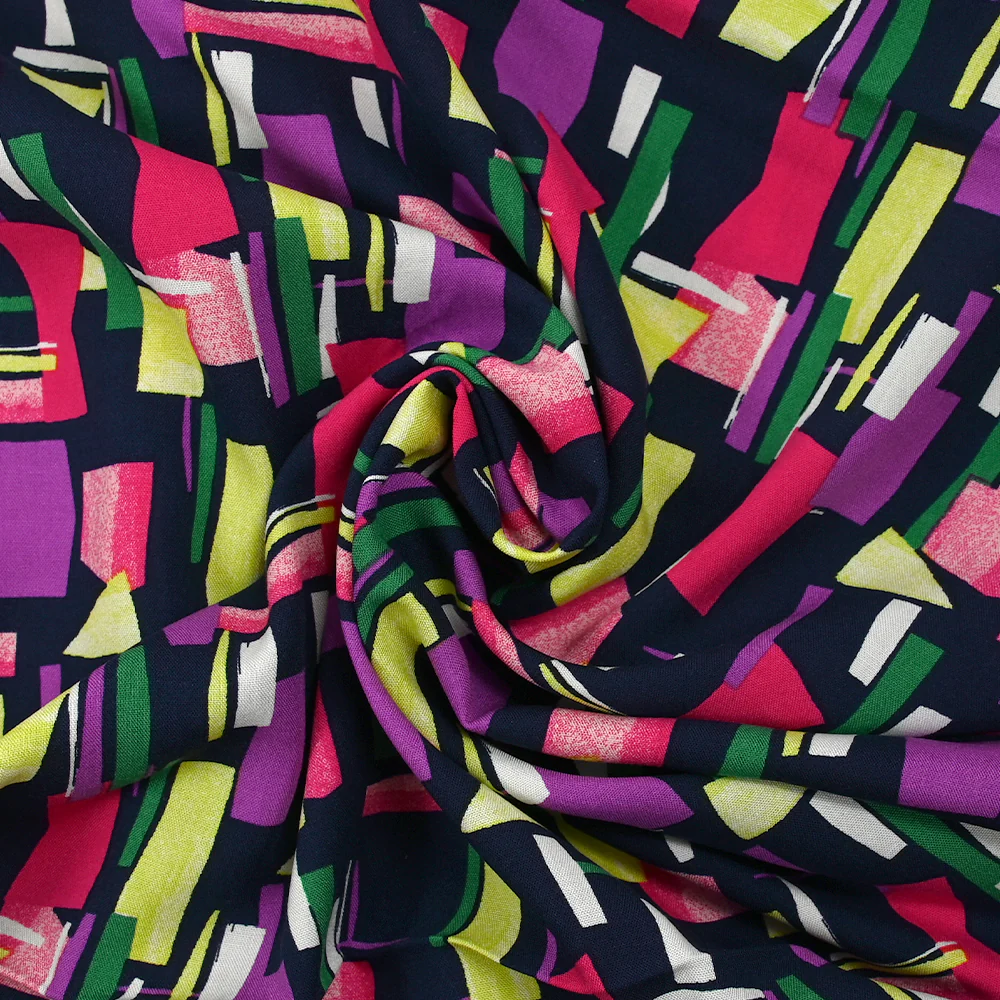 Viscose imprimée graphique fuchsia, mauve et vert fond marine - Image 2