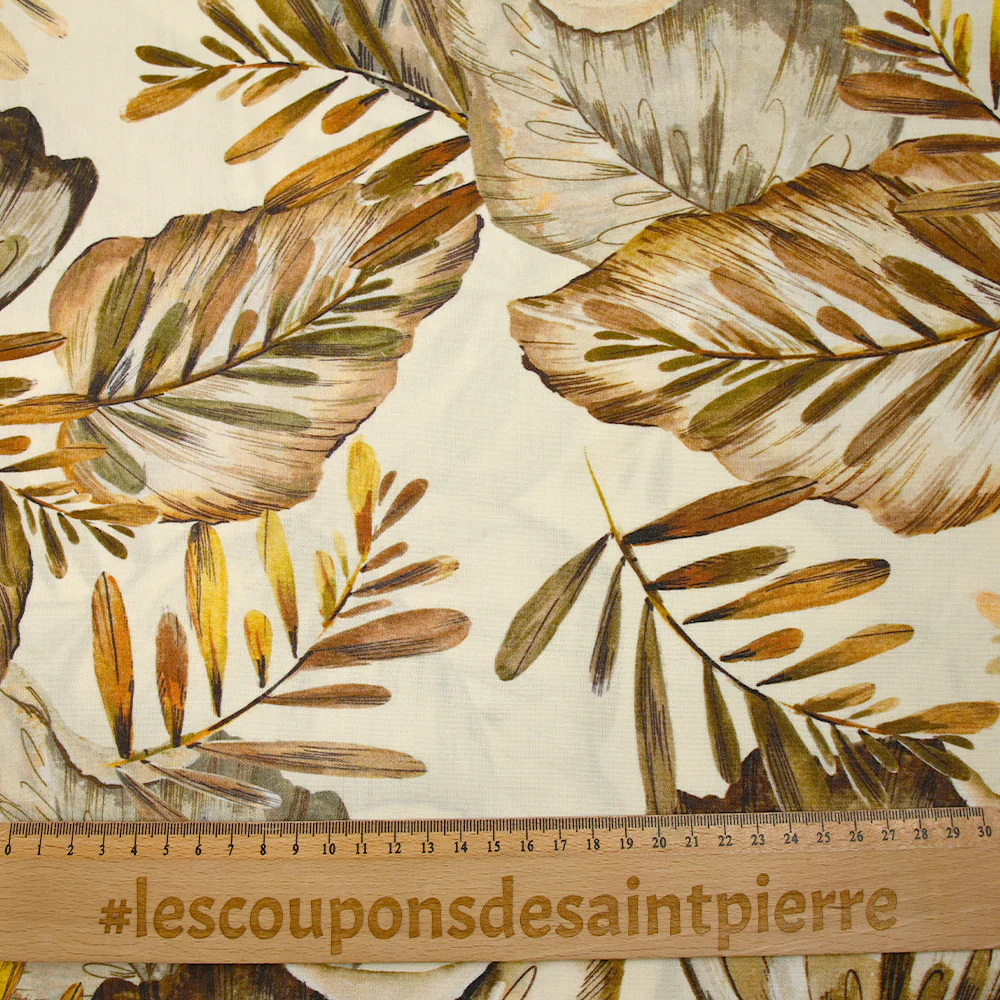 Viscose imprimée nature en feuilles marron et jaune fond écru - Image 3