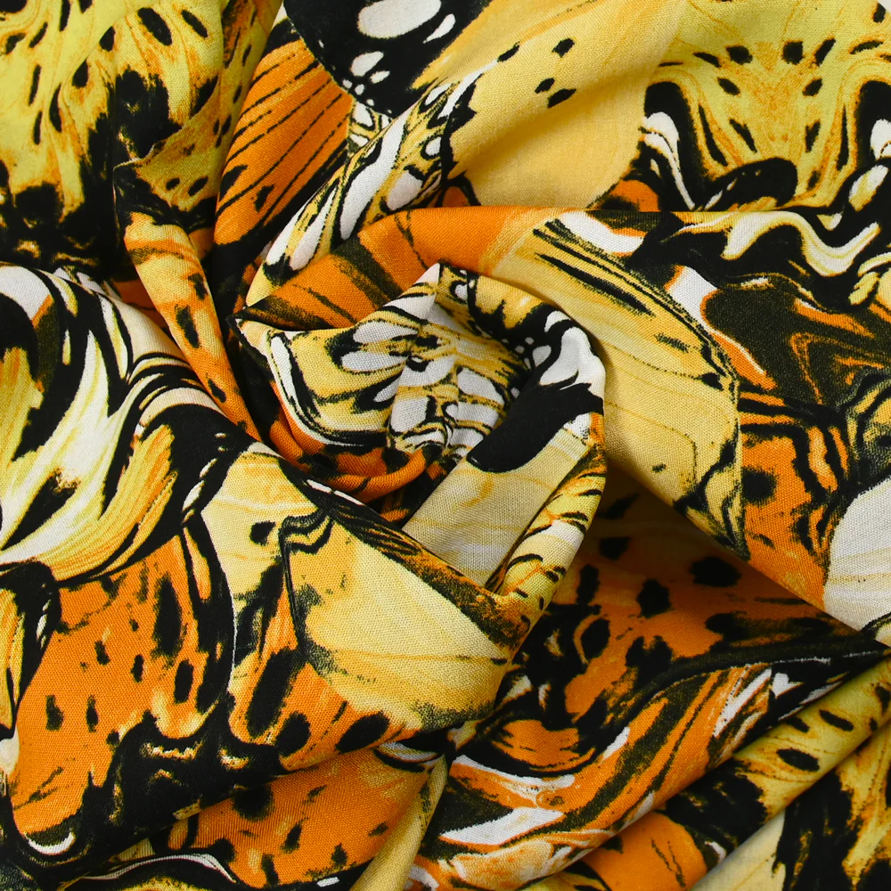 Viscose imprimée papillon moutarde - Image 2