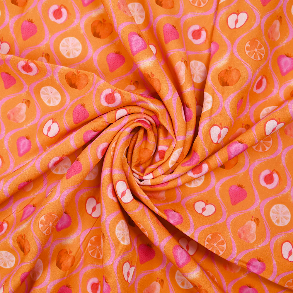 Viscose tissée imprimée découpe de fruits fond orange - Image 2